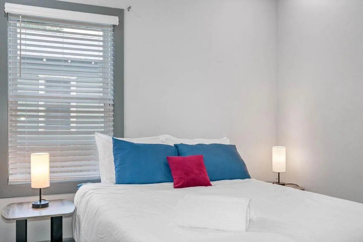 坦帕Sleeps 20! Luxe 6 Bdrm 4 Bth Duplex - Downtown Tpa别墅 度假居 坦帕