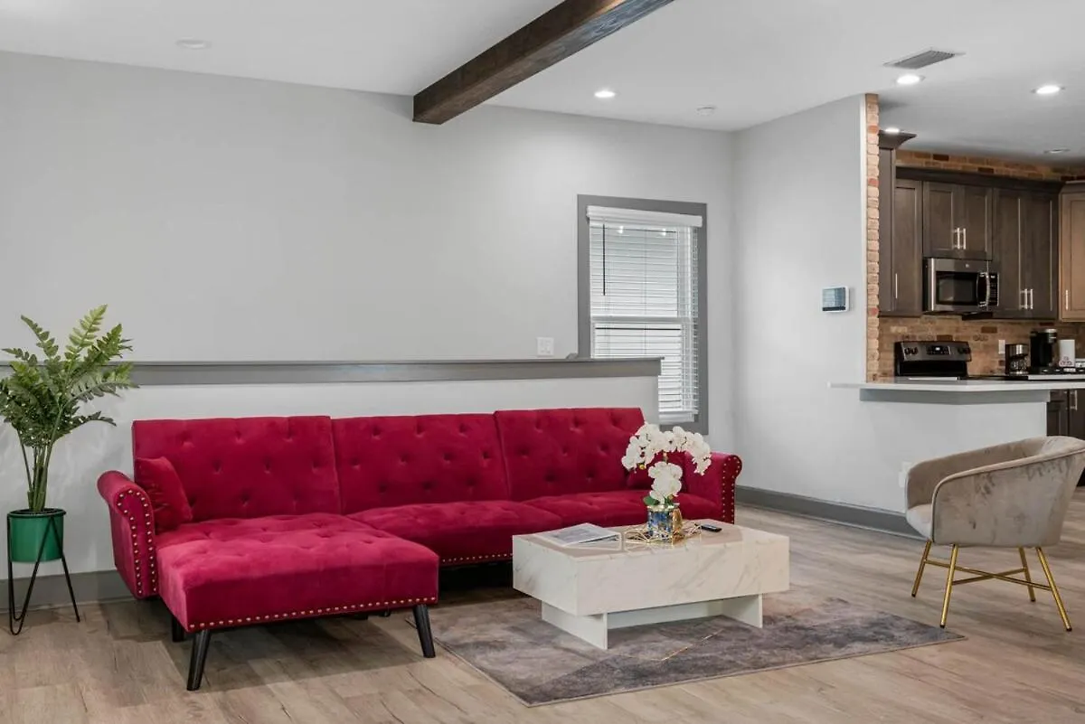 坦帕Sleeps 20! Luxe 6 Bdrm 4 Bth Duplex - Downtown Tpa别墅 度假居