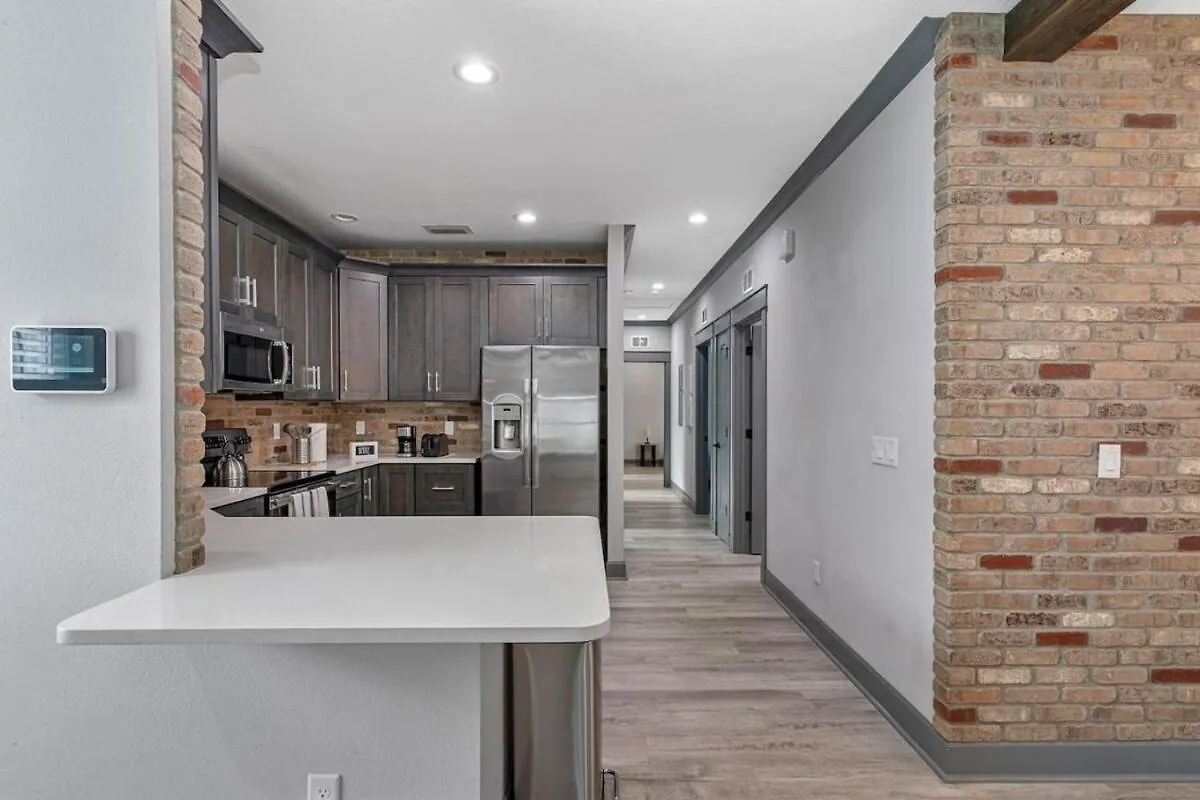 タンパ Sleeps 20! Luxe 6 Bdrm 4 Bth Duplex - Downtown Tpaヴィラ 米国