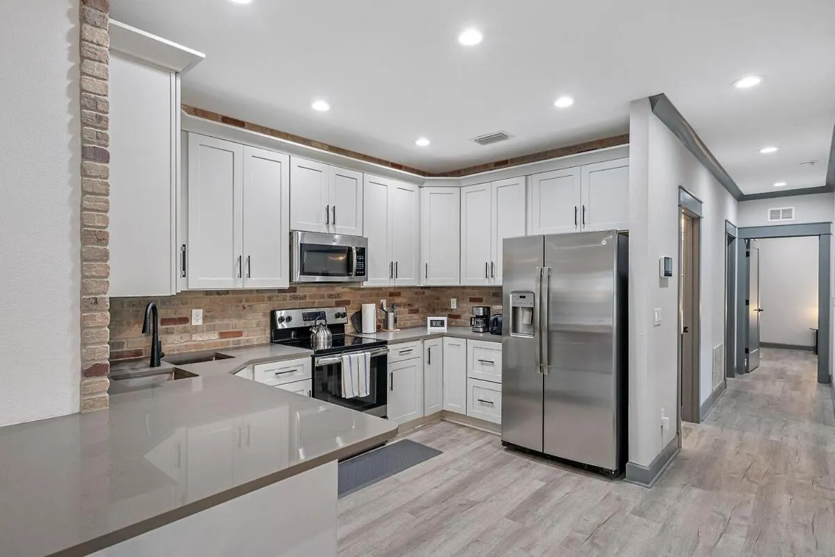 度假居 坦帕Sleeps 20! Luxe 6 Bdrm 4 Bth Duplex - Downtown Tpa别墅