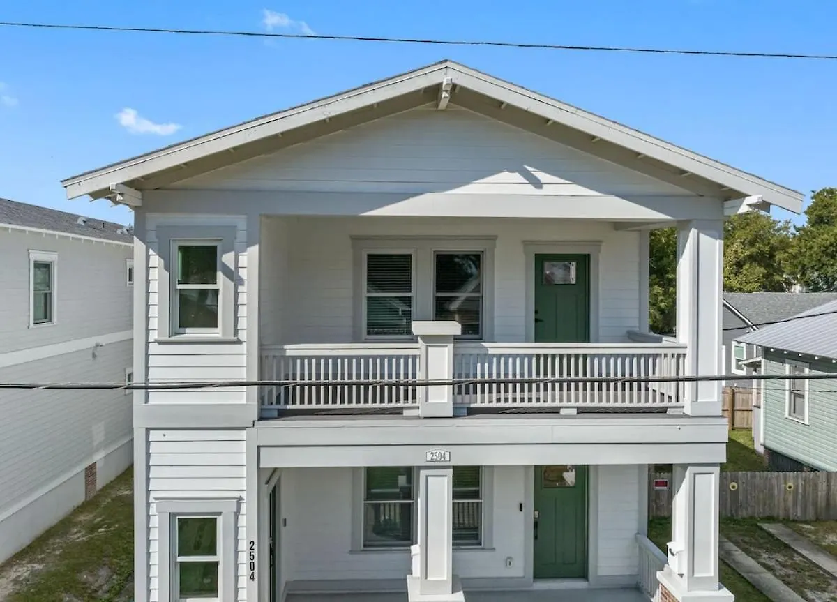 度假居 坦帕Sleeps 20! Luxe 6 Bdrm 4 Bth Duplex - Downtown Tpa别墅